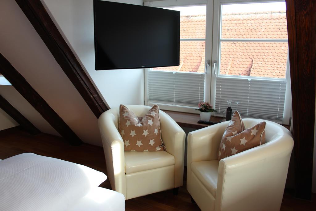 Hotel Schmales Haus Ulm Habitación foto