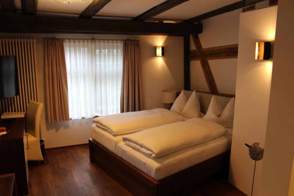Hotel Schmales Haus Ulm Habitación foto