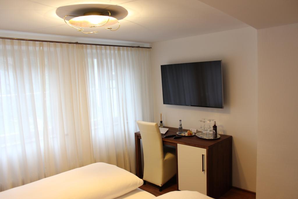 Hotel Schmales Haus Ulm Habitación foto
